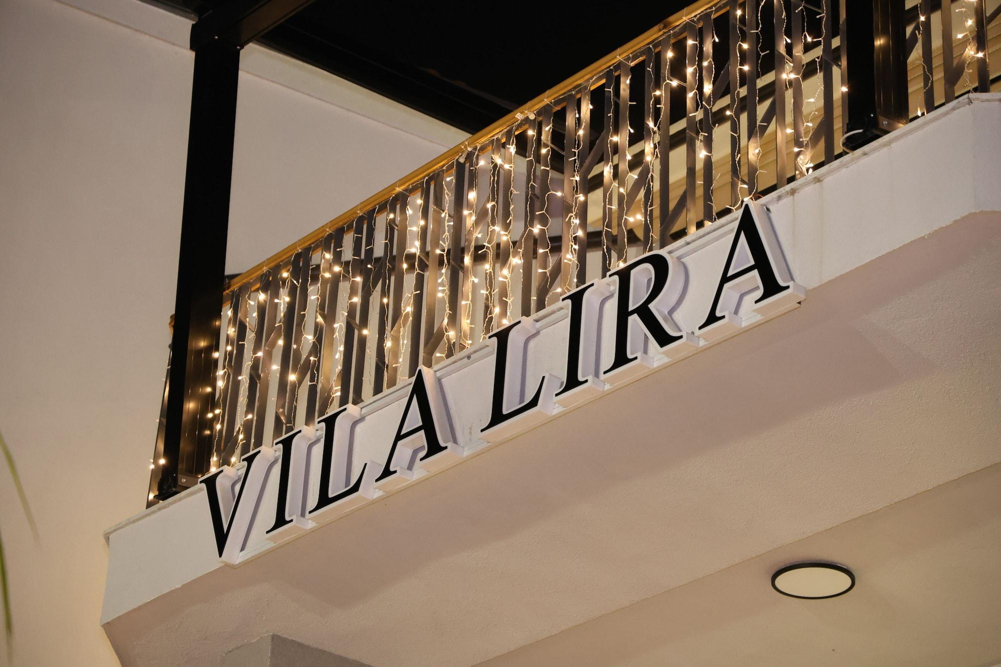 Vista Exterior Vila Lira