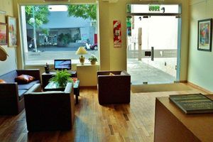 Alojamiento - Juramento de Lealtad - TOWNHOUSE HOTEL