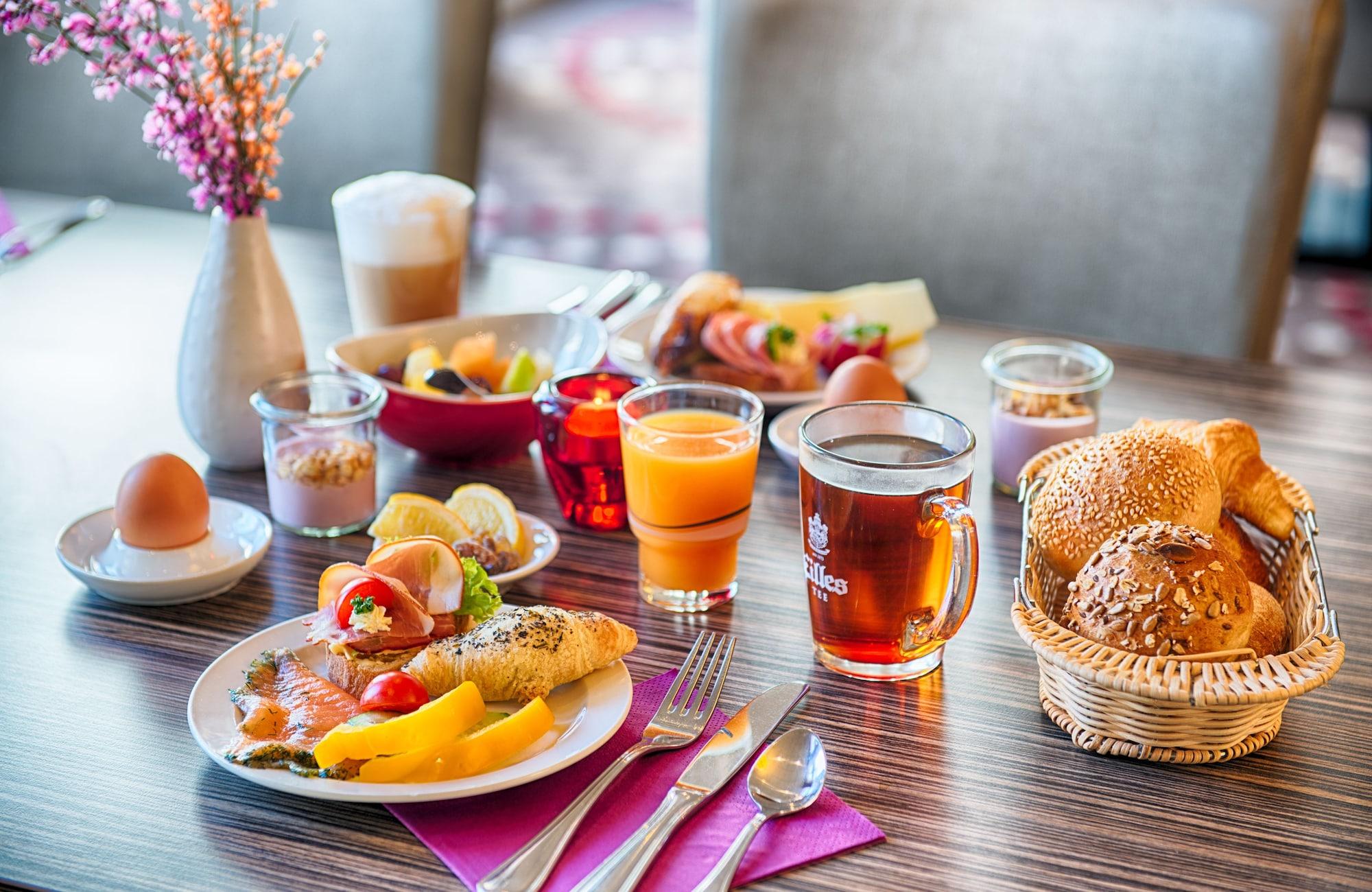 Restaurant Leonardo Hotel Mannheim - Ladenburg