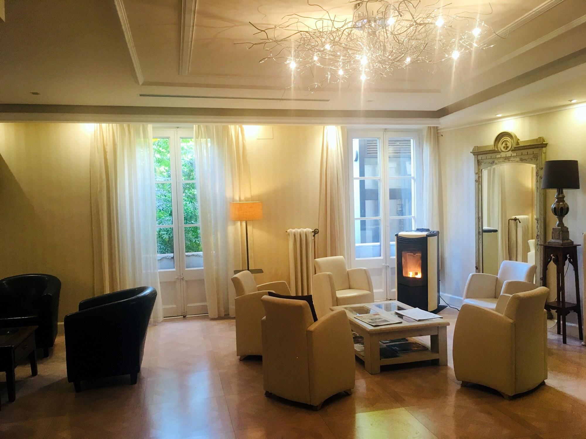 Bar/Salón Hotel Andria