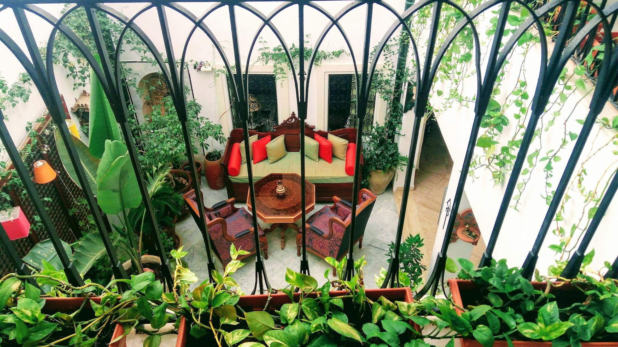 Equipamiento de Habitación El Patio Courtyard House