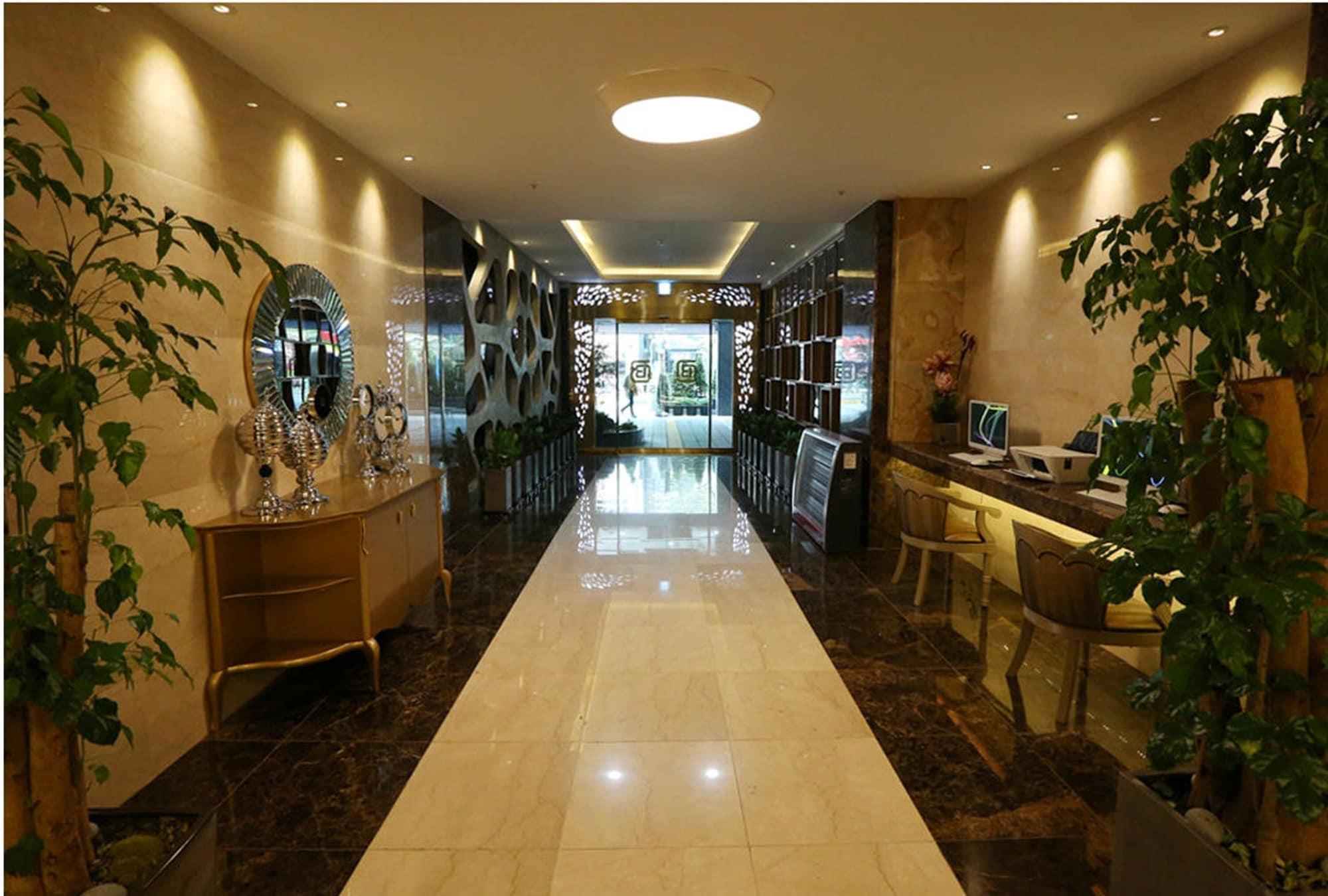 Vista Lobby Bucheon Hotel