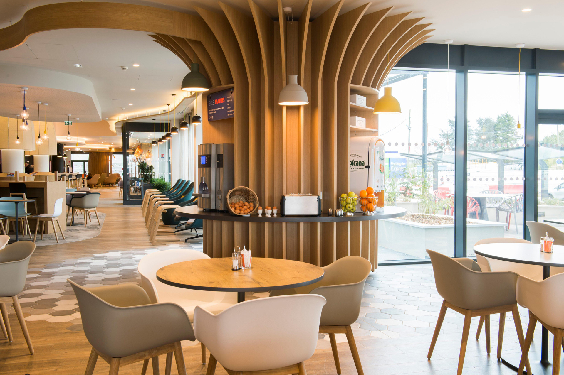 Restaurant Holiday Inn Express Paris - CDG Airport by IHG