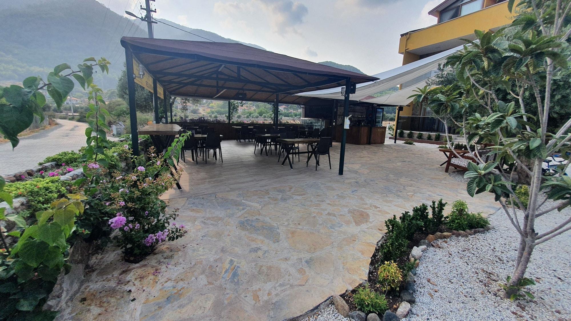 Restaurant OLIVE TREE APART HOTEL