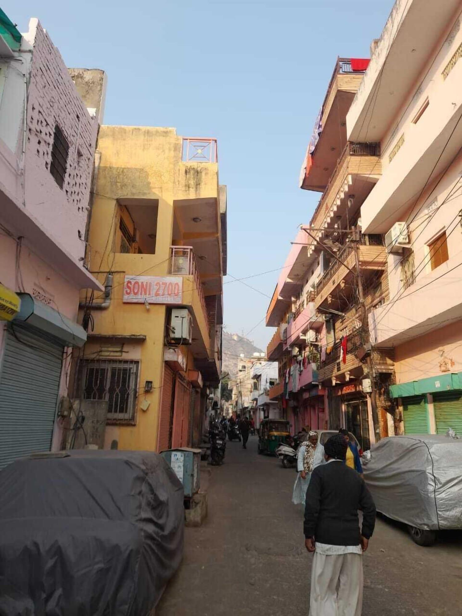 Vista Exterior my homestay jaipur soni2700