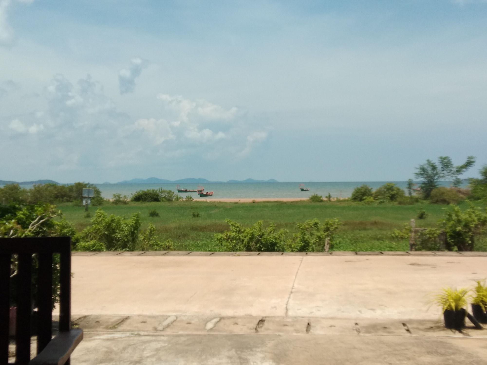 Vista Exterior Kep Guest House