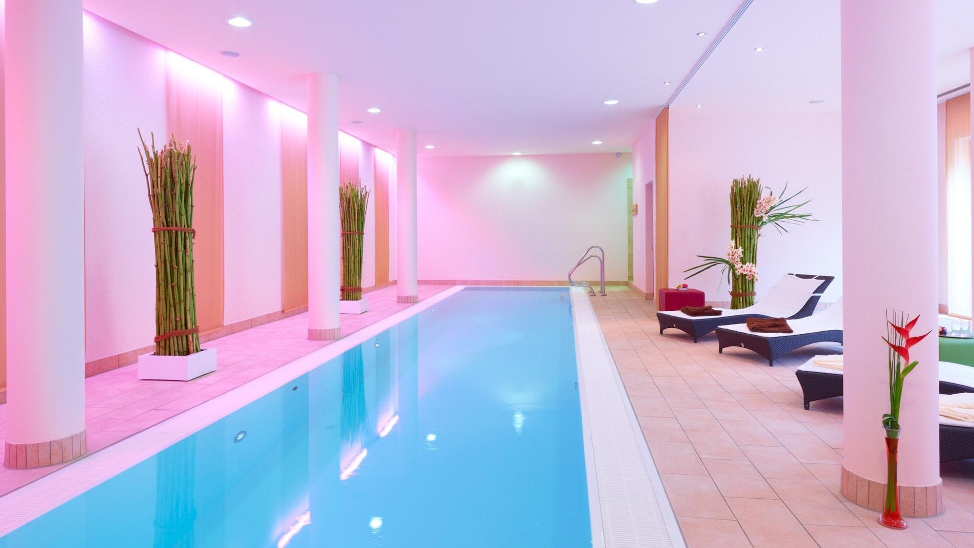 Vista Piscina Hotel Restaurant Wessinger