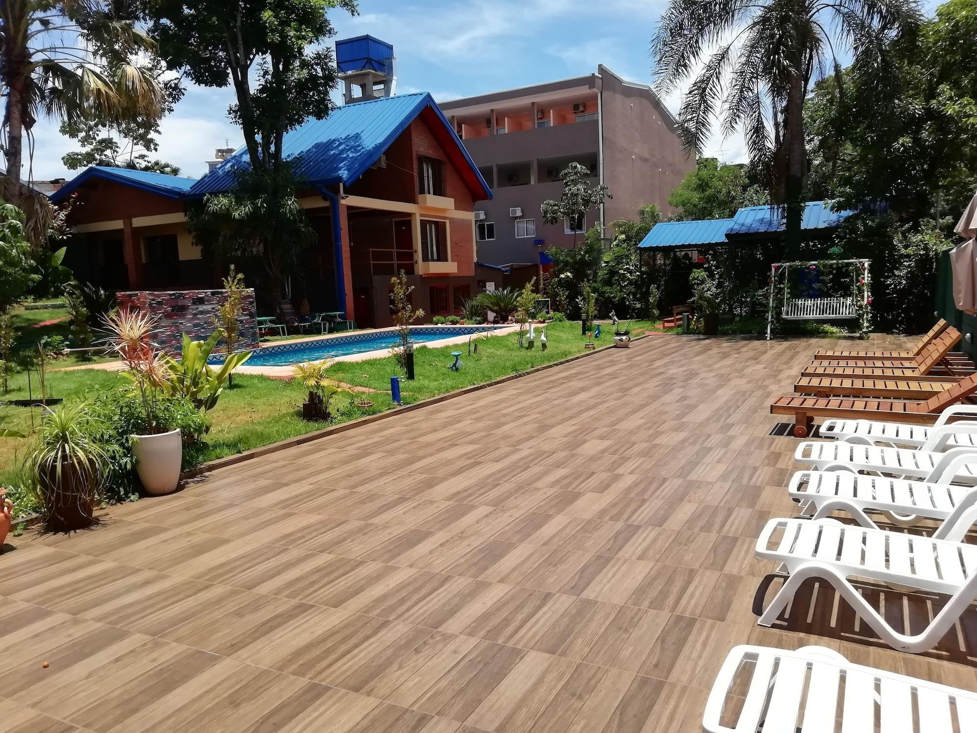 Vista Exterior Hotel Amayal