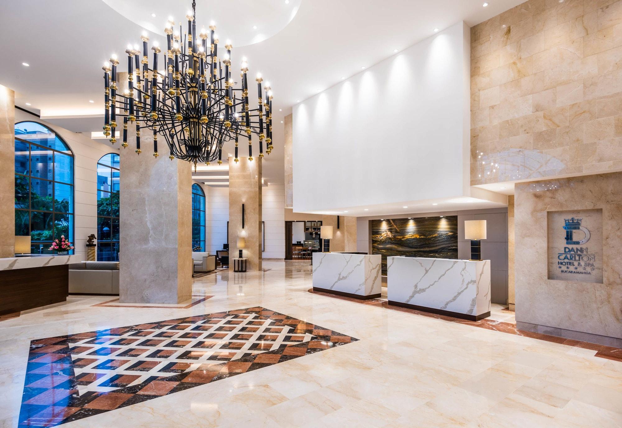 Vista Lobby Hotel Dann Carlton Bucaramanga