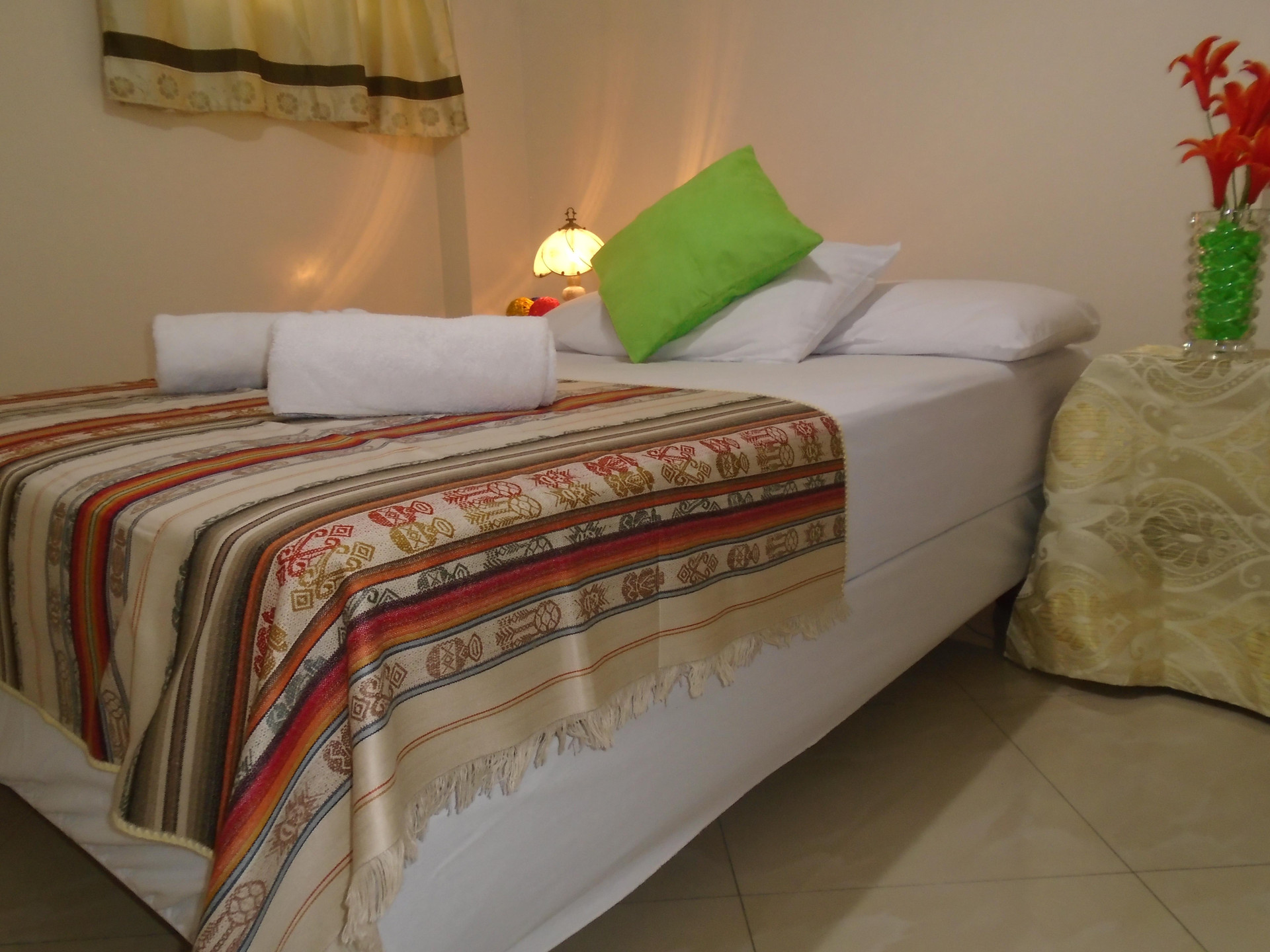 Set de Habitación Hotel Simmonds Guayaquil