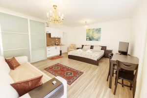 Alquiler Vacacional - Spacious Suite - KindStay Suites Prague Airport