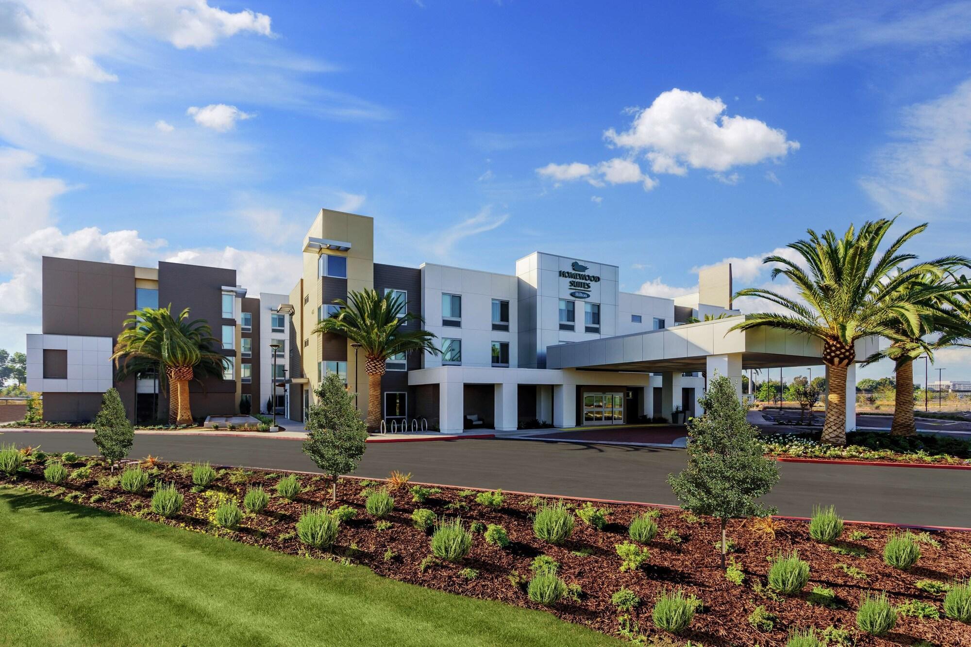 Vista Exterior Homewood Suites by Hilton San Jose Santa Clara