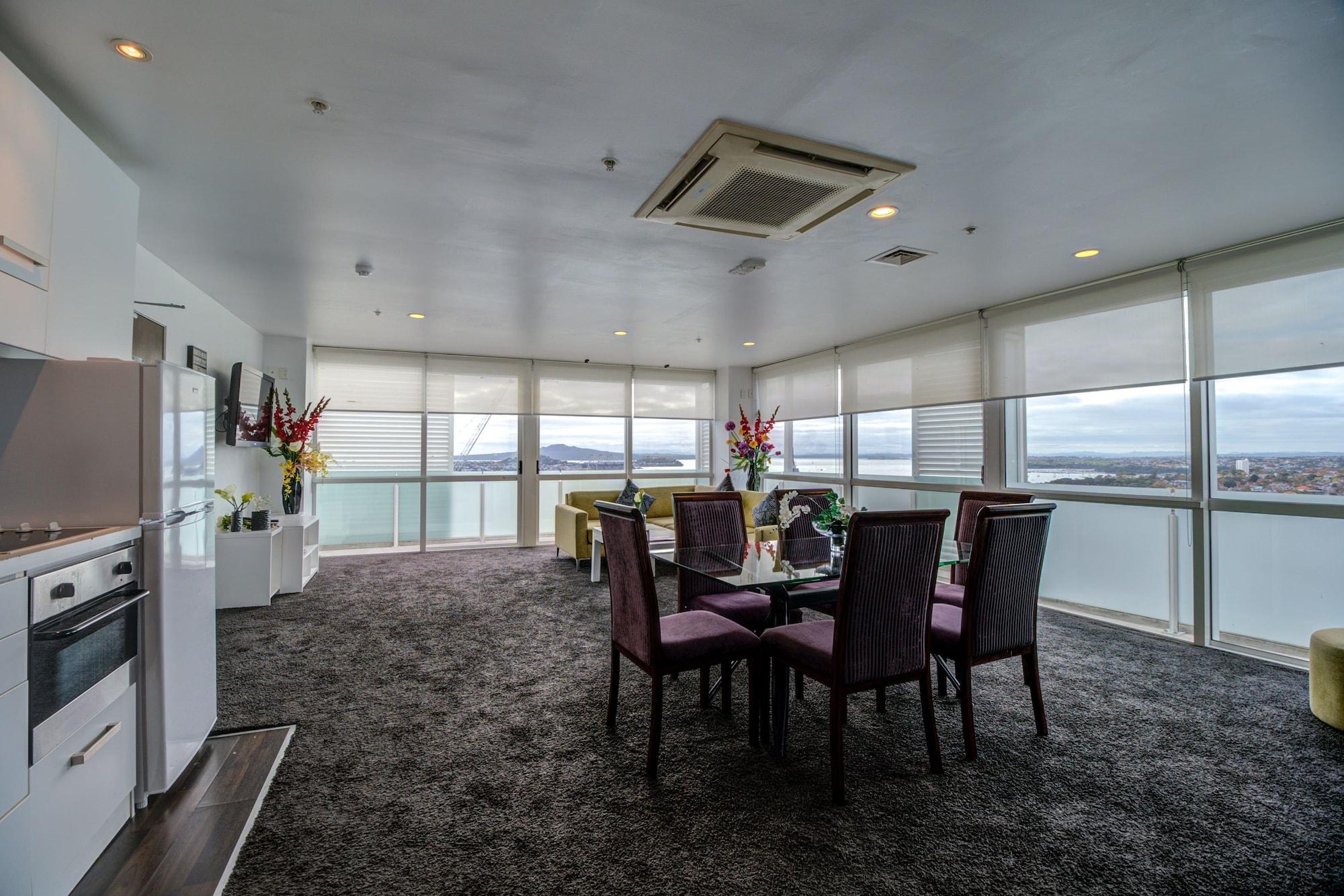 Playa The Quadrant Hotel & Suites