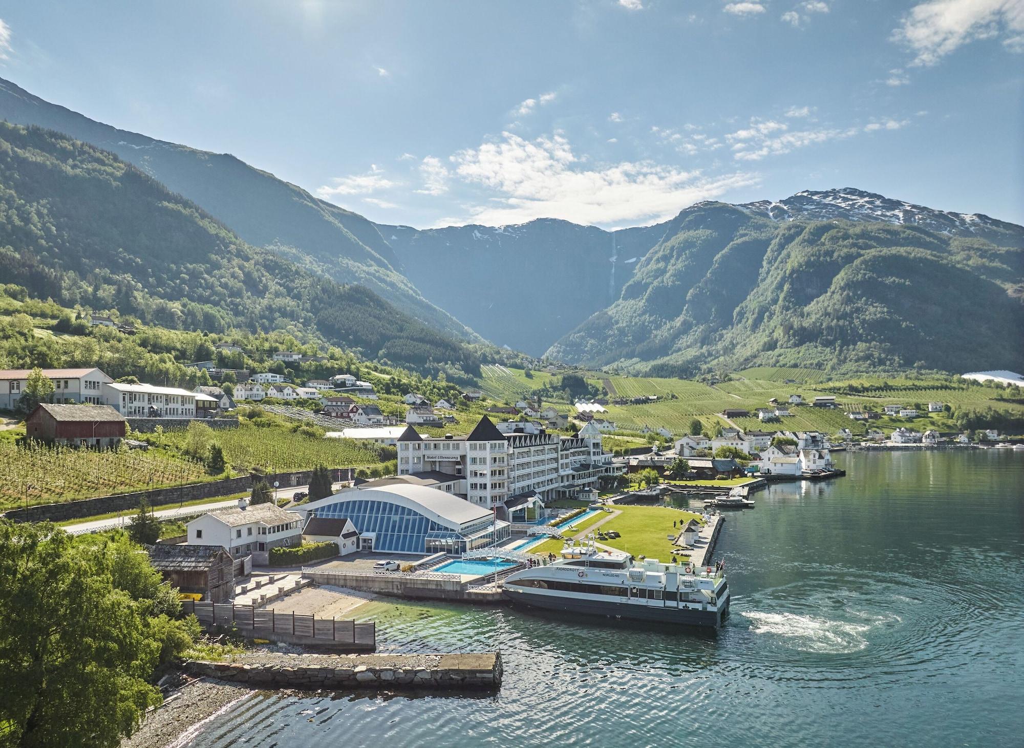 Vista Exterior Hotel Ullensvang