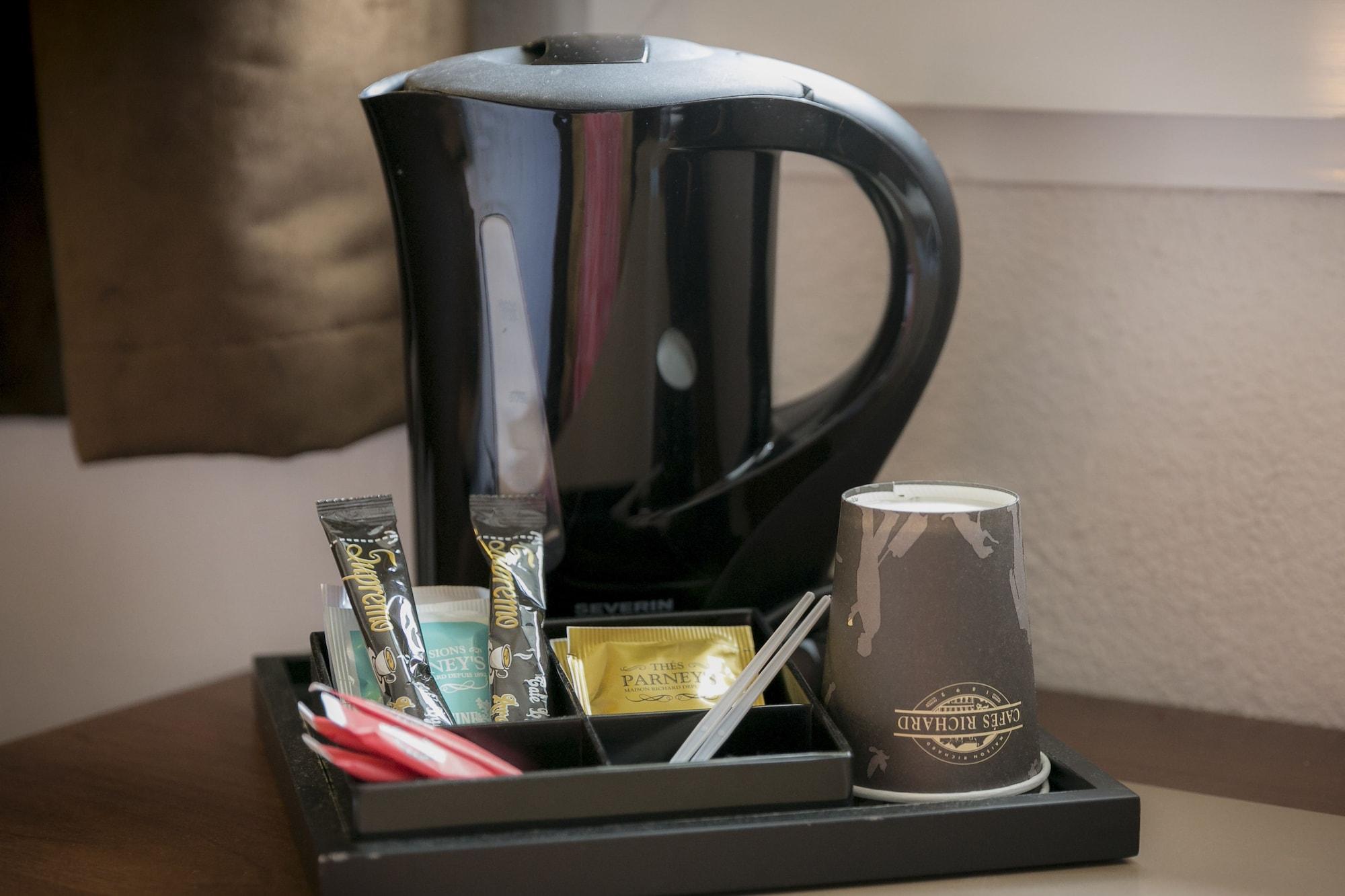 Set de Habitación Brit Hotel Rennes - Le Castel