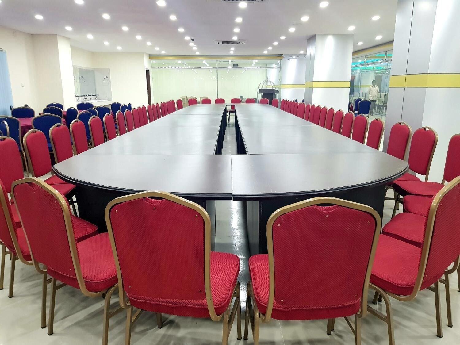 Sala de Reuniones Hotel Grand Surma