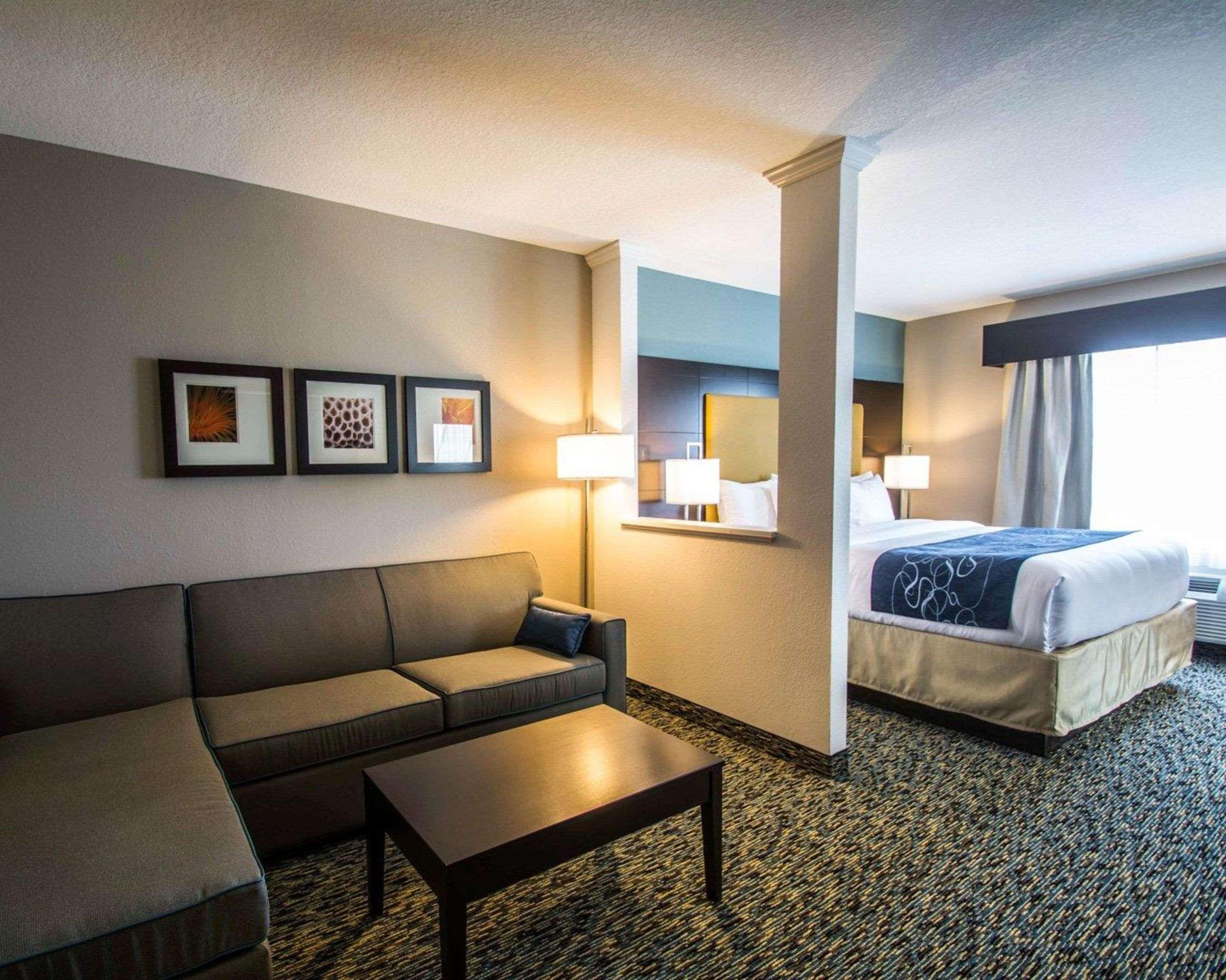 Vista Lobby Comfort Suites Fort Lauderdale Airport South & Cruise Port