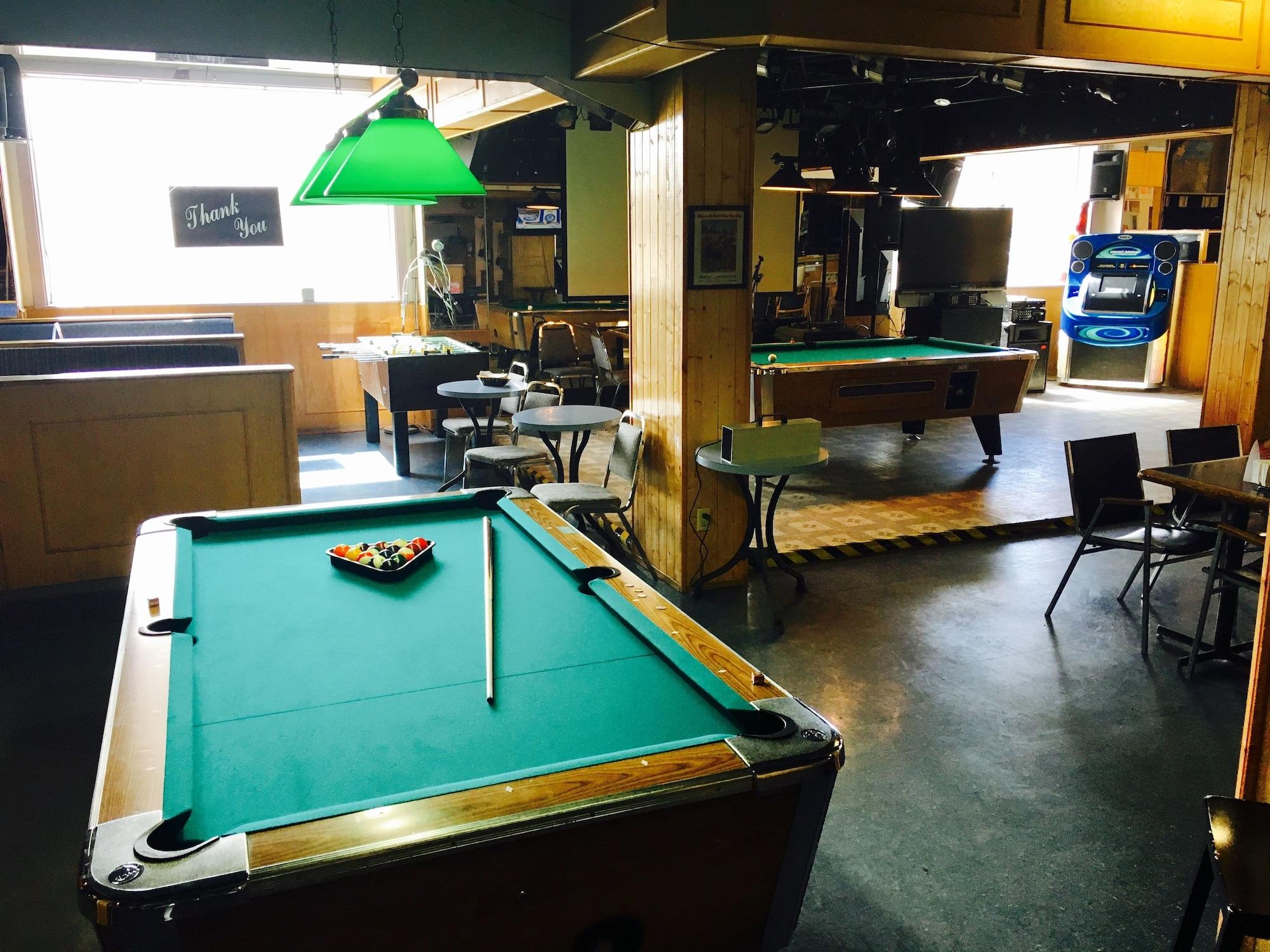 Instalaciones Recreativas Stettler Hotel