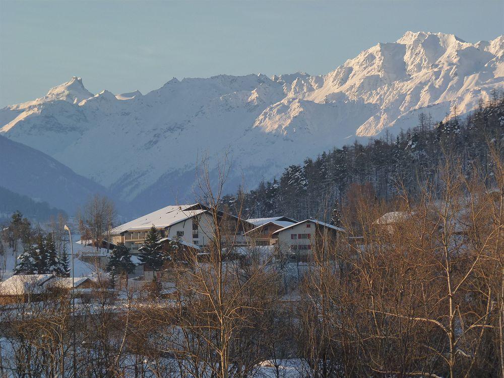 Chalet des Alpes by null