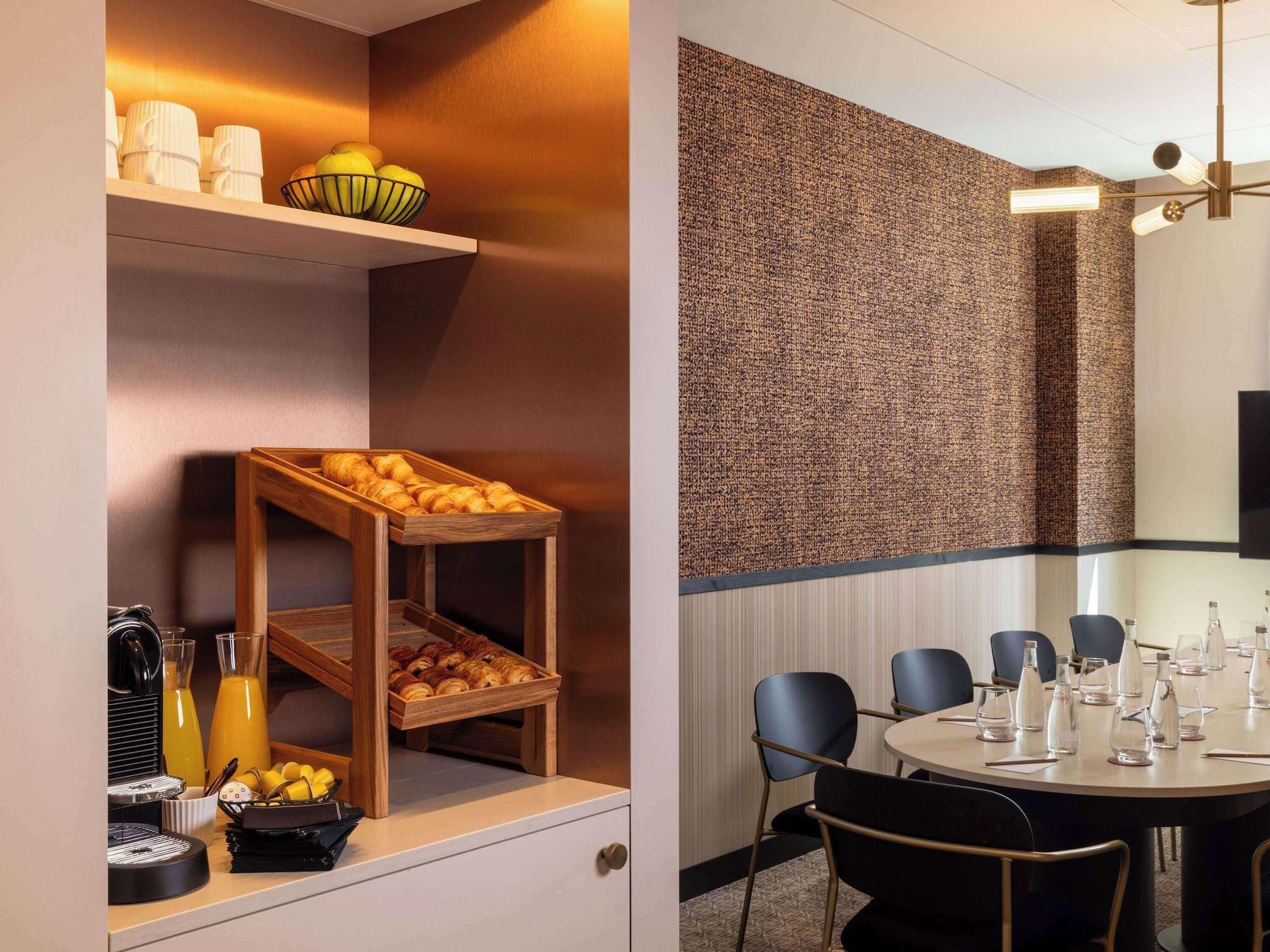 Sala de Reuniones Hotel Maison Hamelin Paris - Handwritten Collection