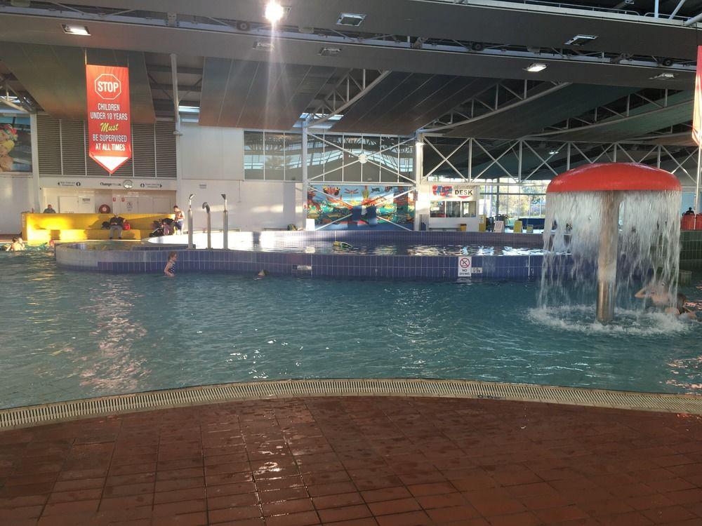 Vista Piscina Townhouse Hotel