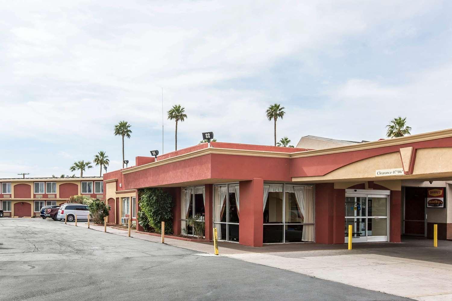 Vista Exterior Quality Inn
