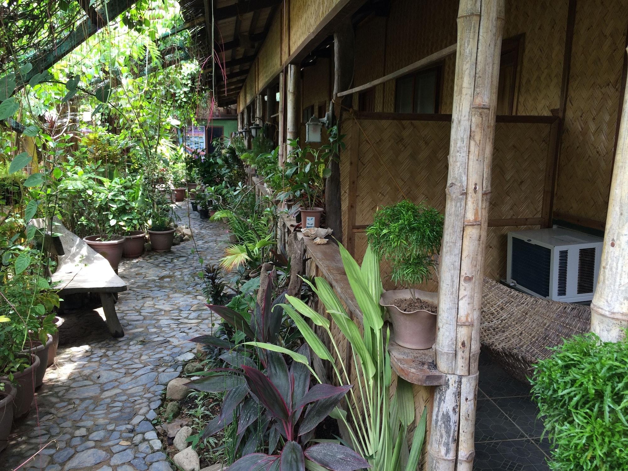 Vista Exterior Island Front II