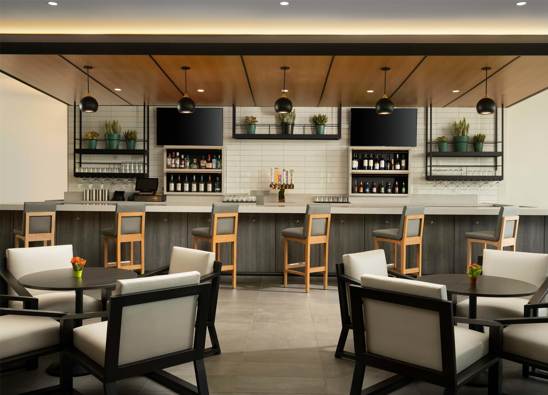 Restaurant Hyatt House LA - University Medical Center