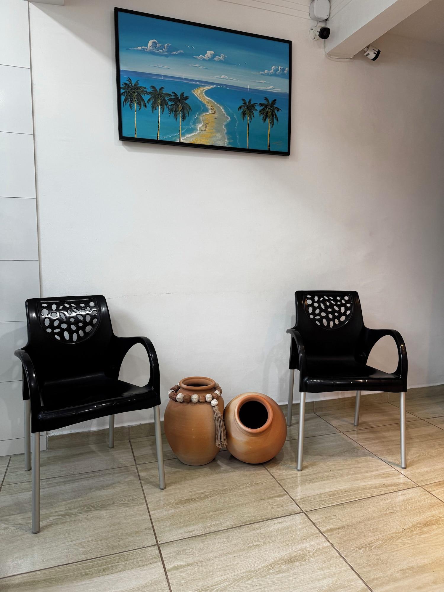 Vista Lobby Maragobeach Suits