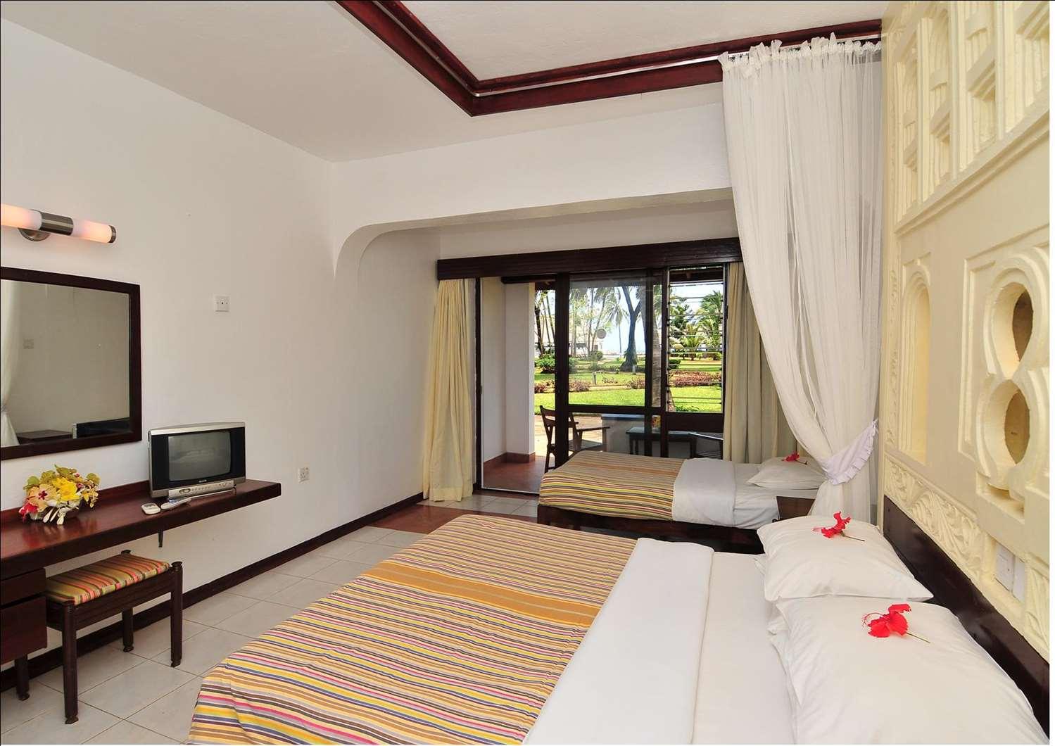 Varios Reef Hotel
