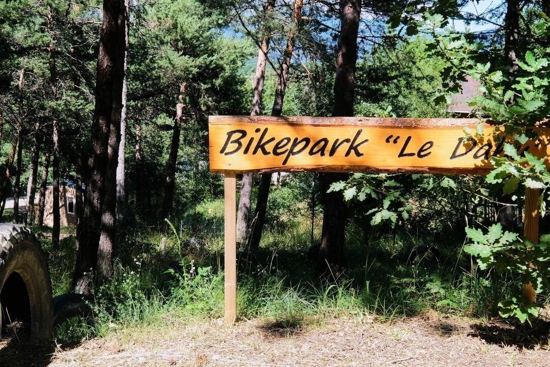 Instalaciones Recreativas Domaine du Couriou