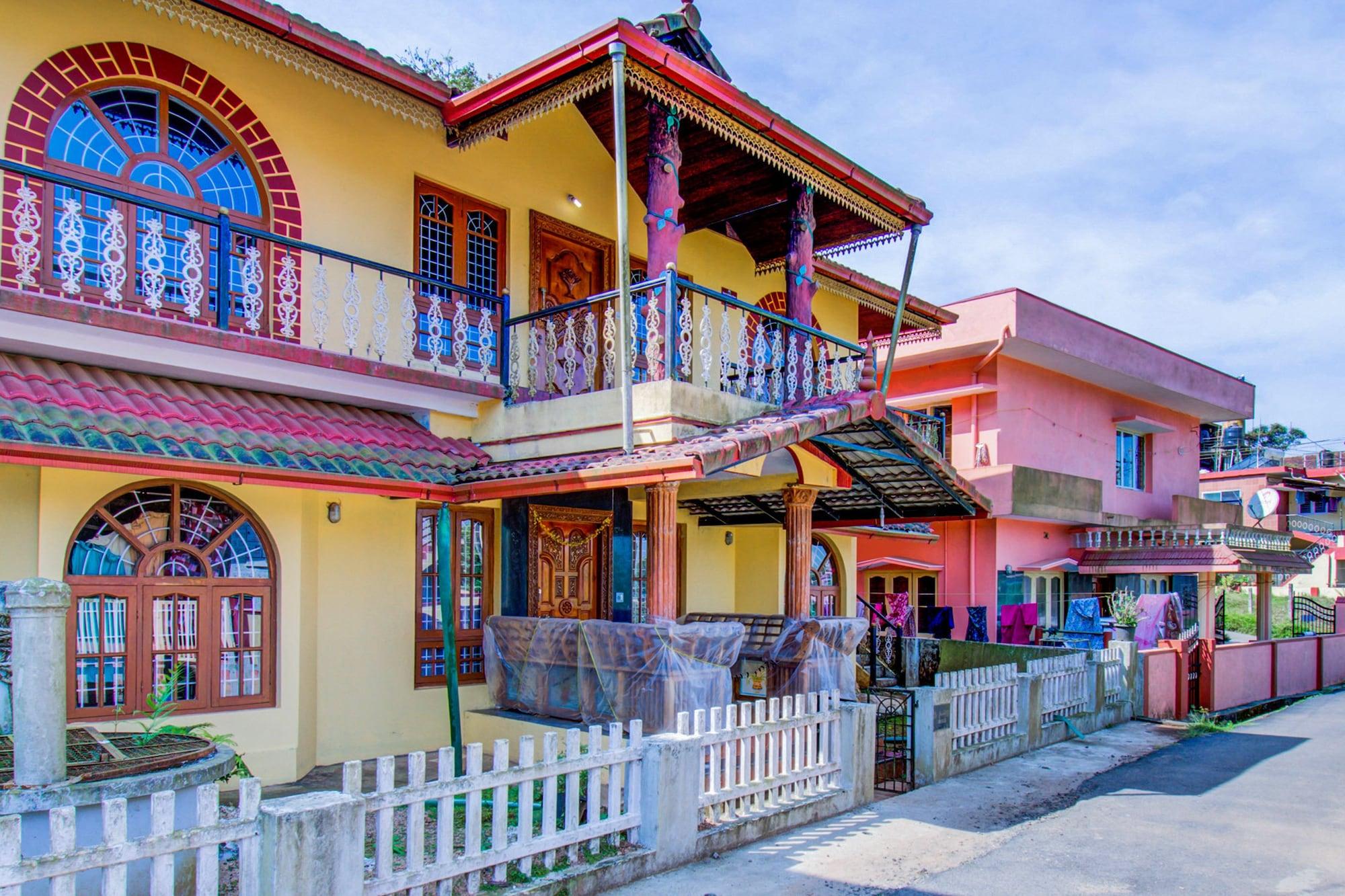 Vista Exterior OYO Home 22814 Cozy 2BHK