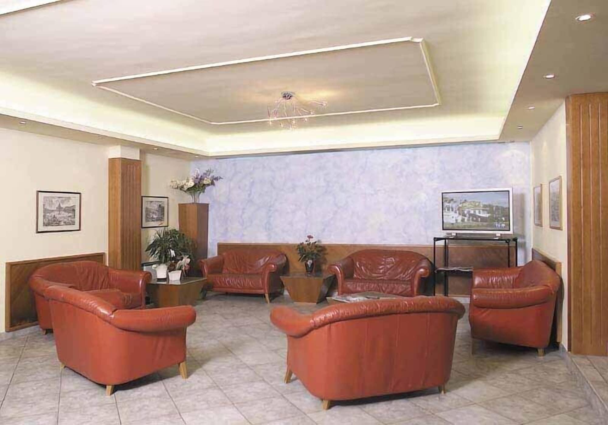 Vista Lobby Hotel Sole