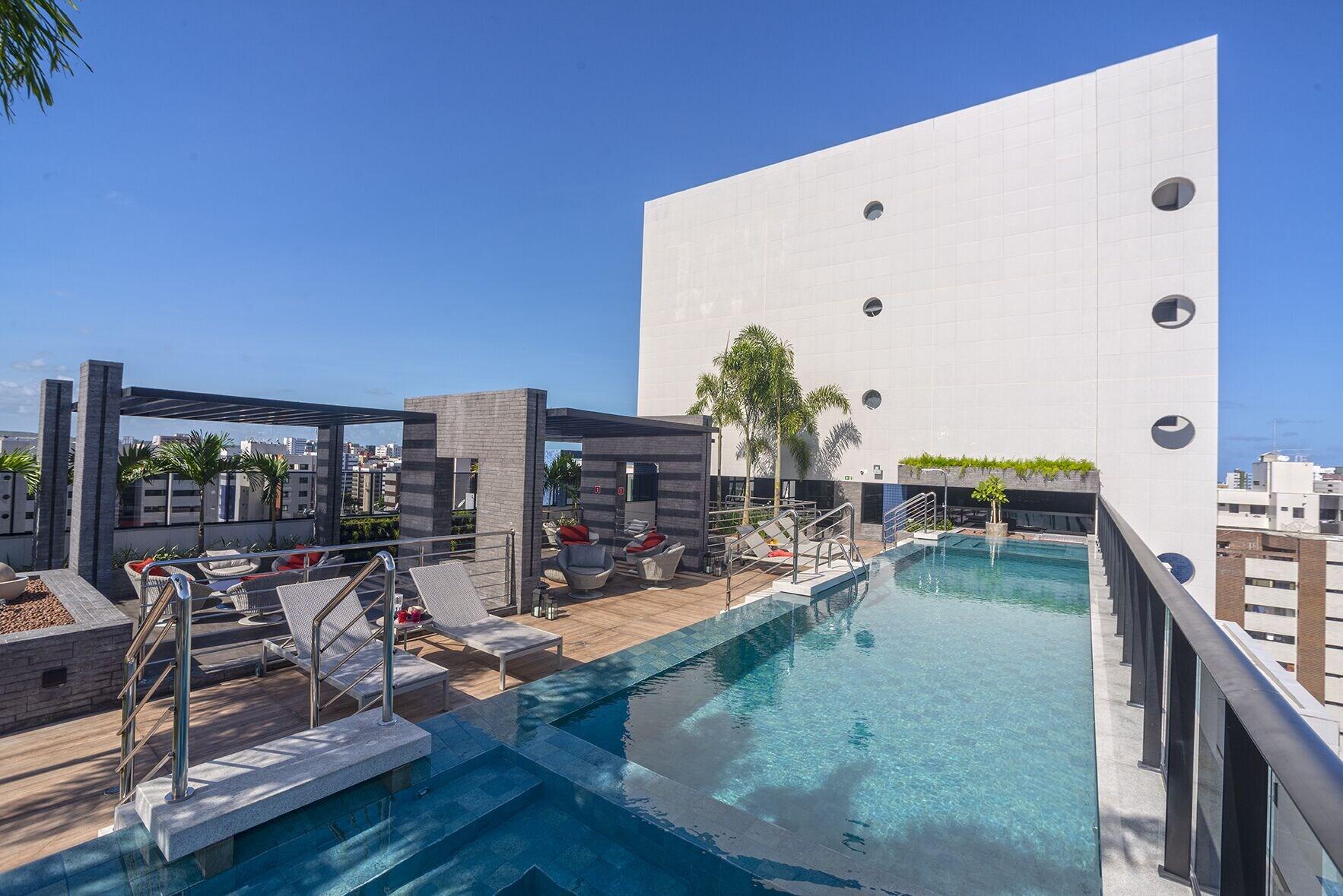 Vista Piscina Edifício Time - Apto 602