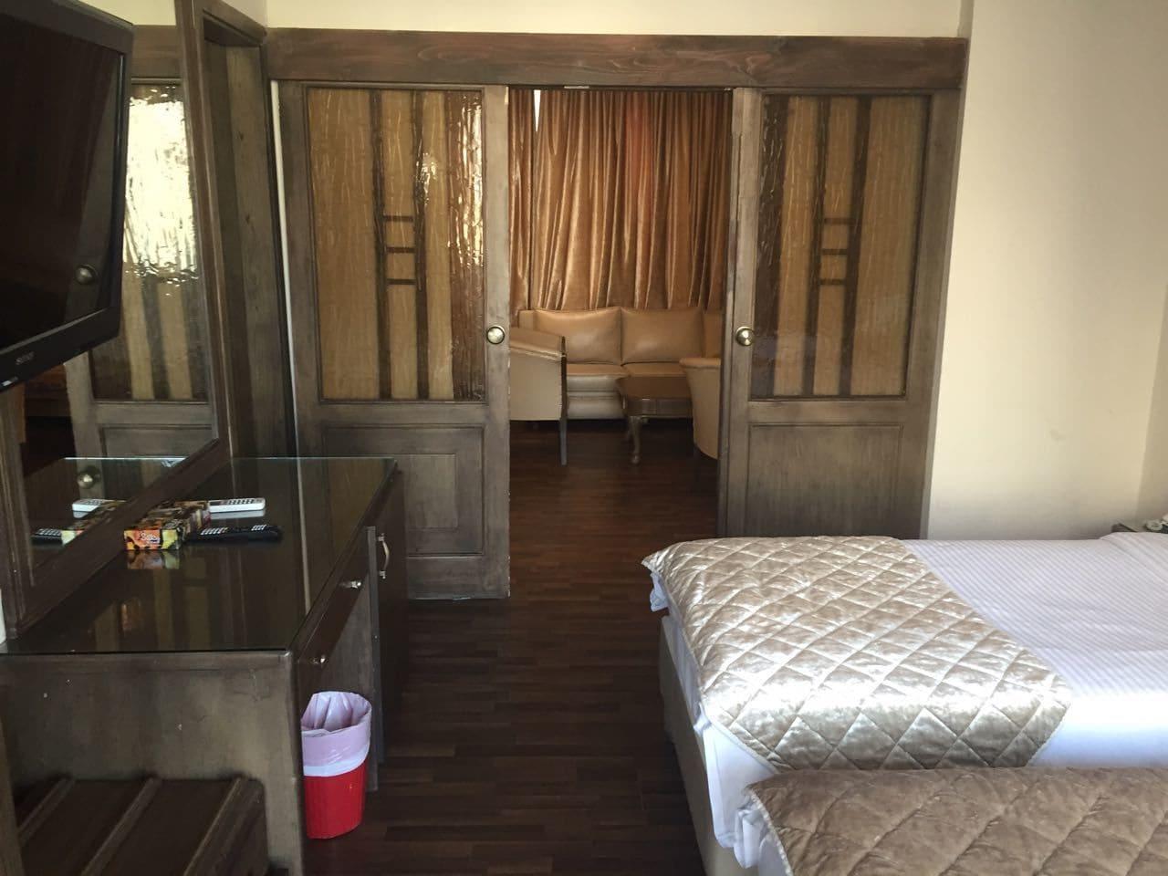 Habitación Royal Garden Hotel