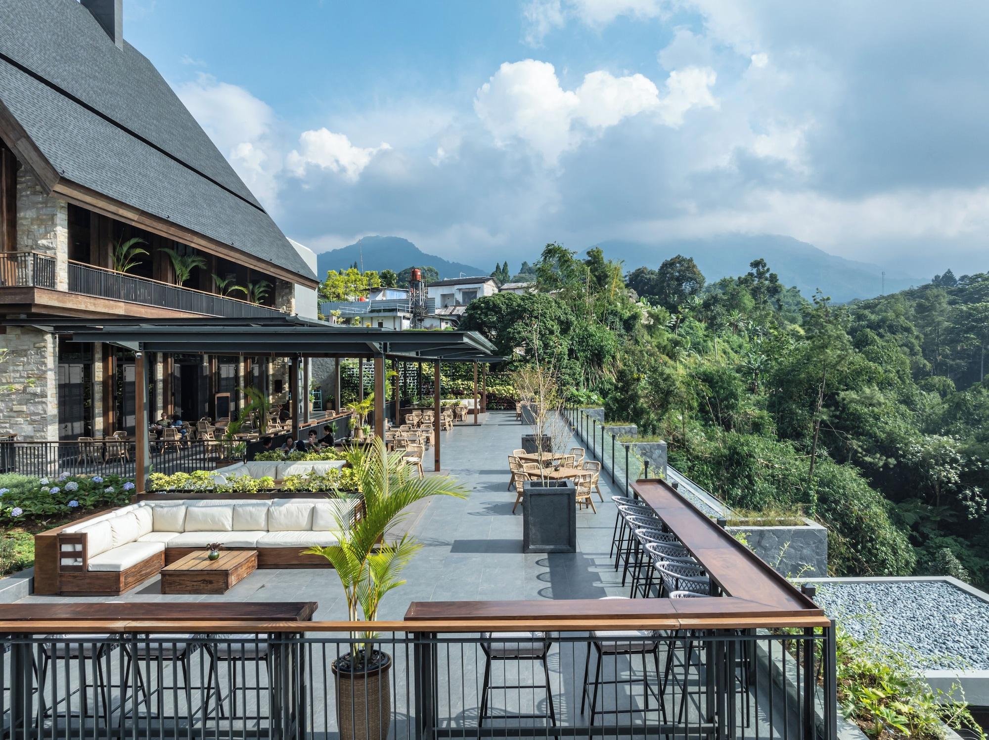 Restaurant Plataran Puncak Suites