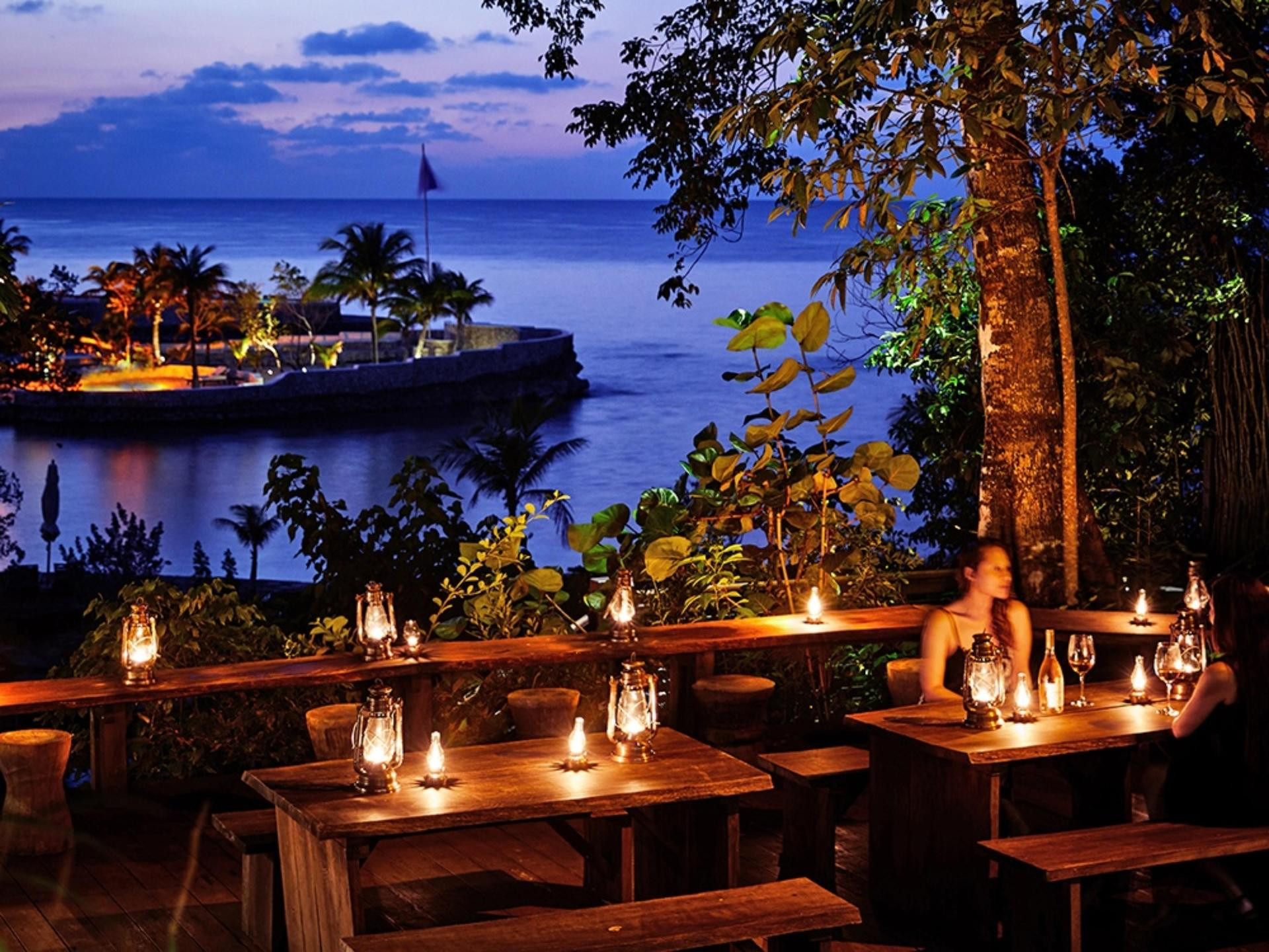 Restaurant GoldenEye Resort & Spa