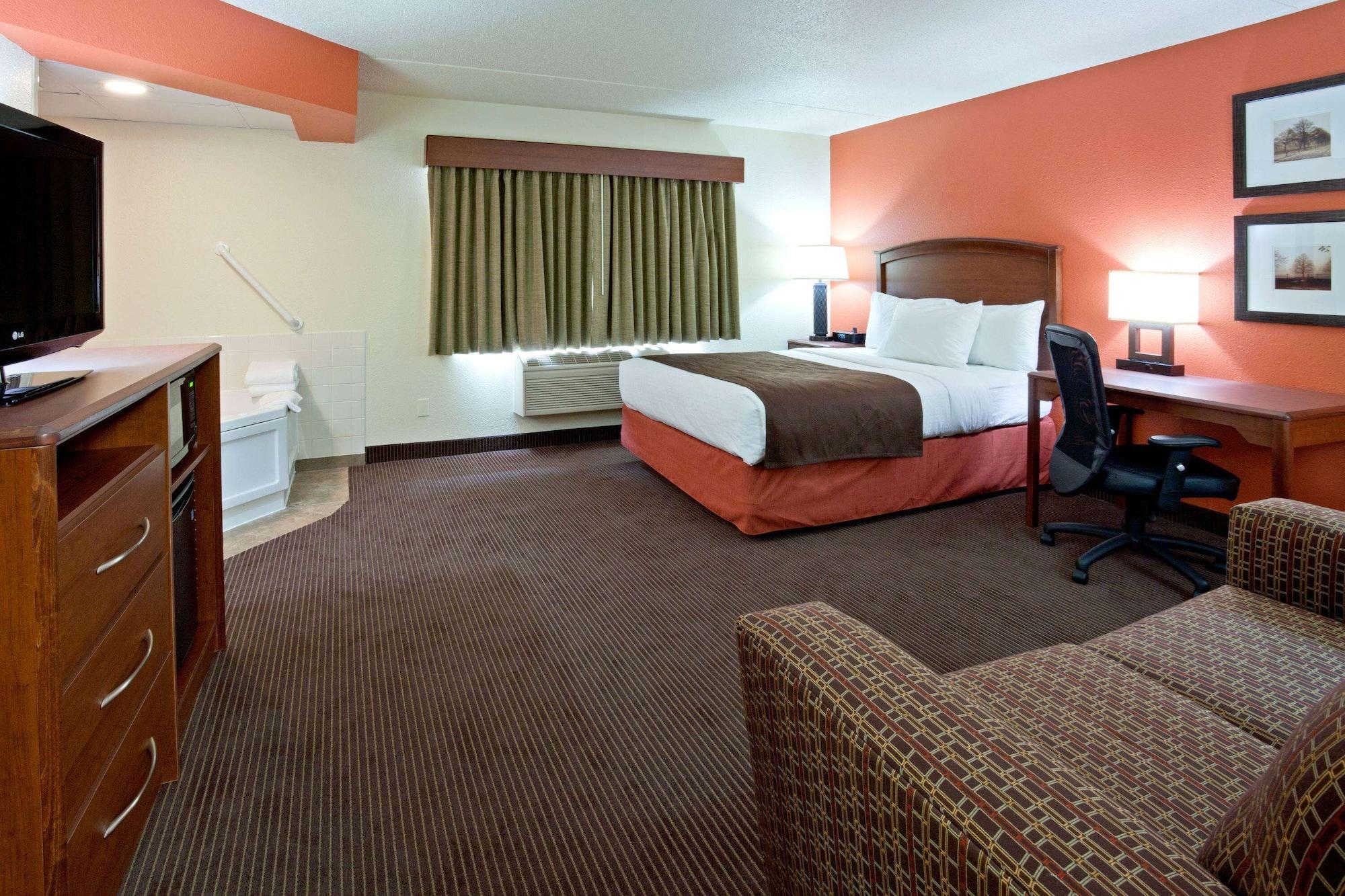 Habitación AmericInn by Wyndham Grafton