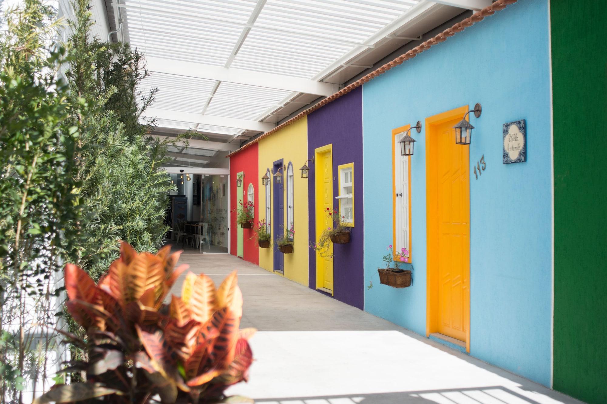 Varios Anhembi Hostel