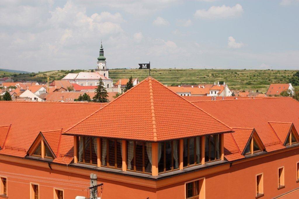 Vista Exterior Hotel Majolika