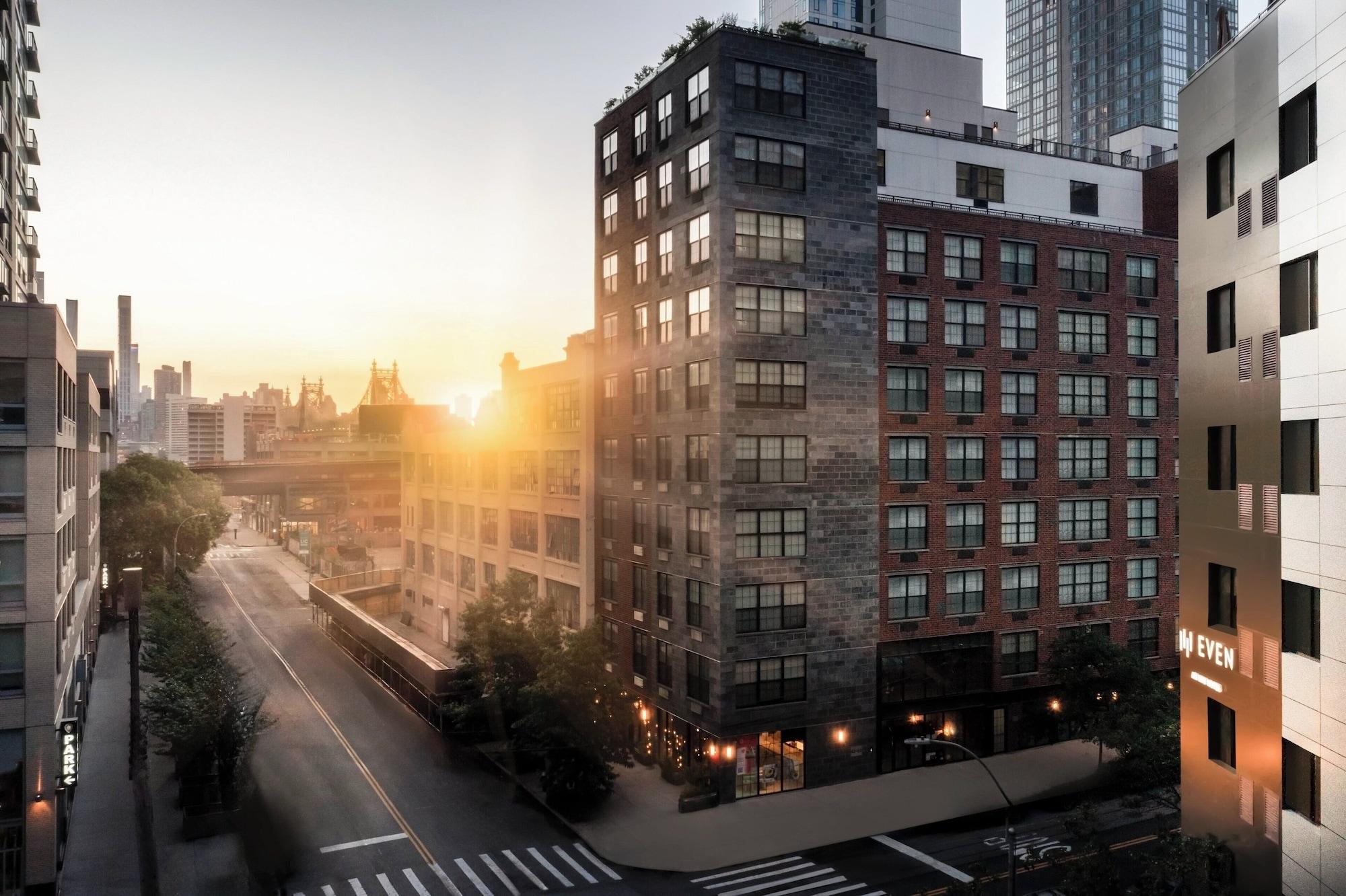 Vista Exterior EVEN Hotel Long Island City - New York by IHG