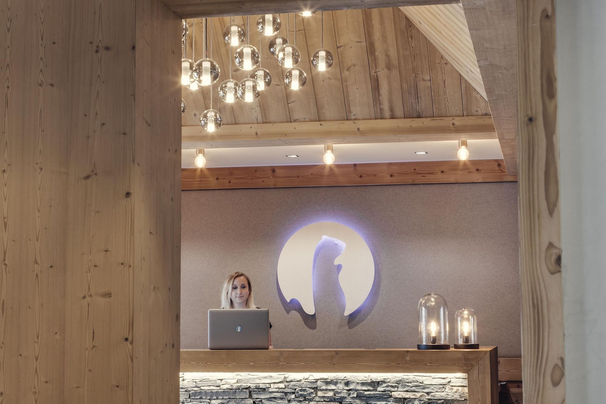 Vista Lobby L'Avancher