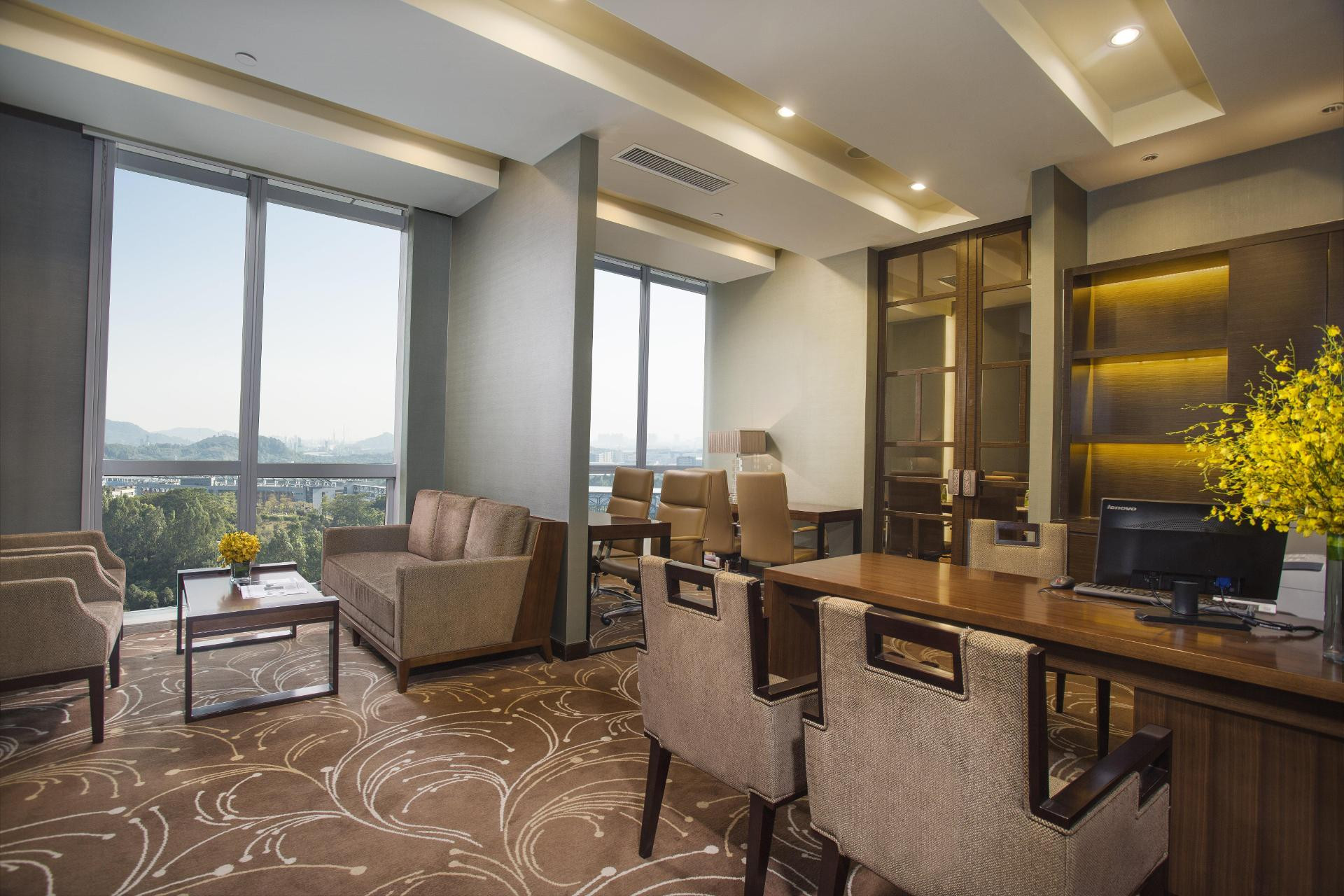 Vista Exterior Junluxe Hotel Guangzhou Science City-Free Shuttle Bus Service to Guangzhou Canton Fair