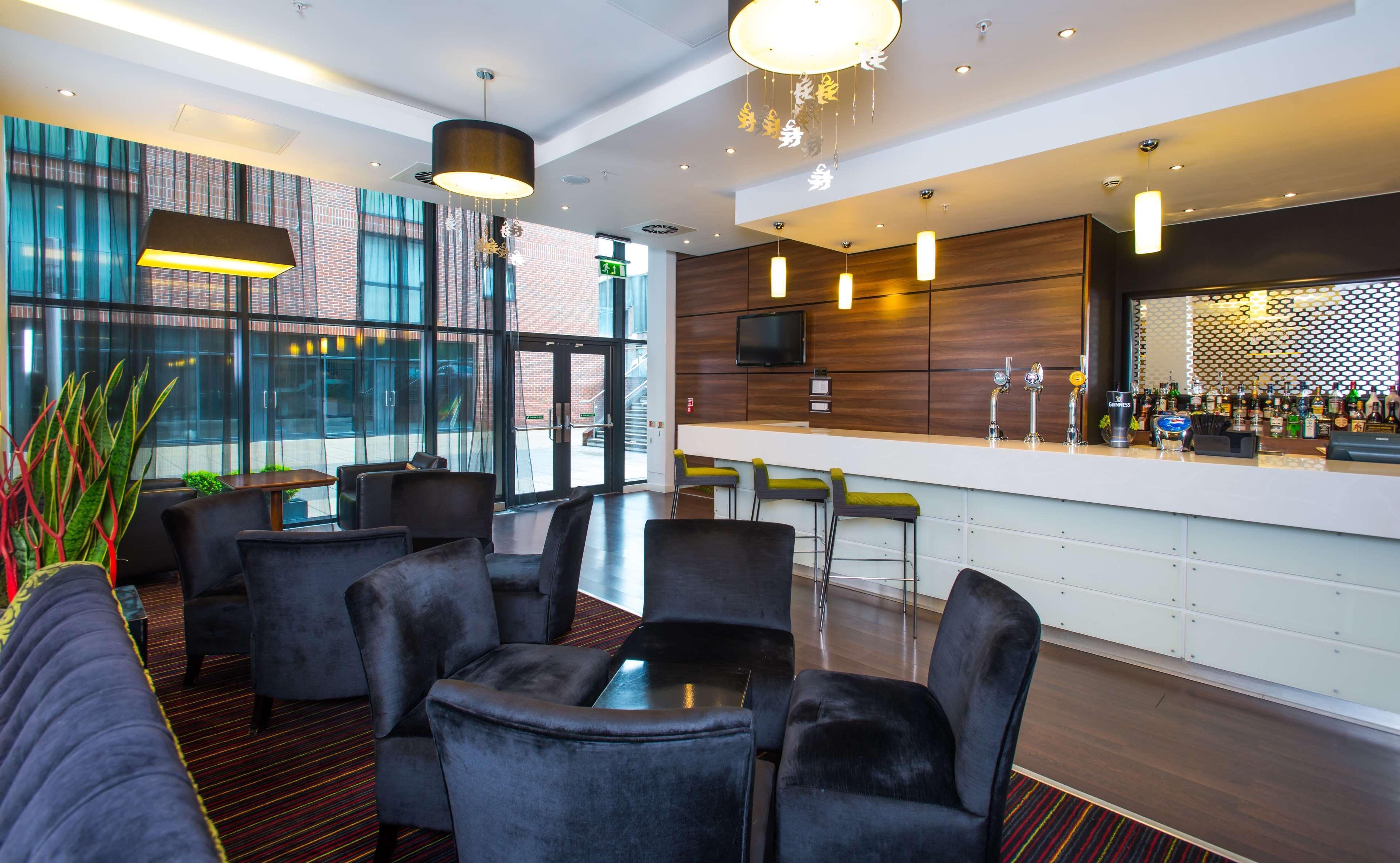 Bar/Salón Hampton by Hilton Liverpool City Center