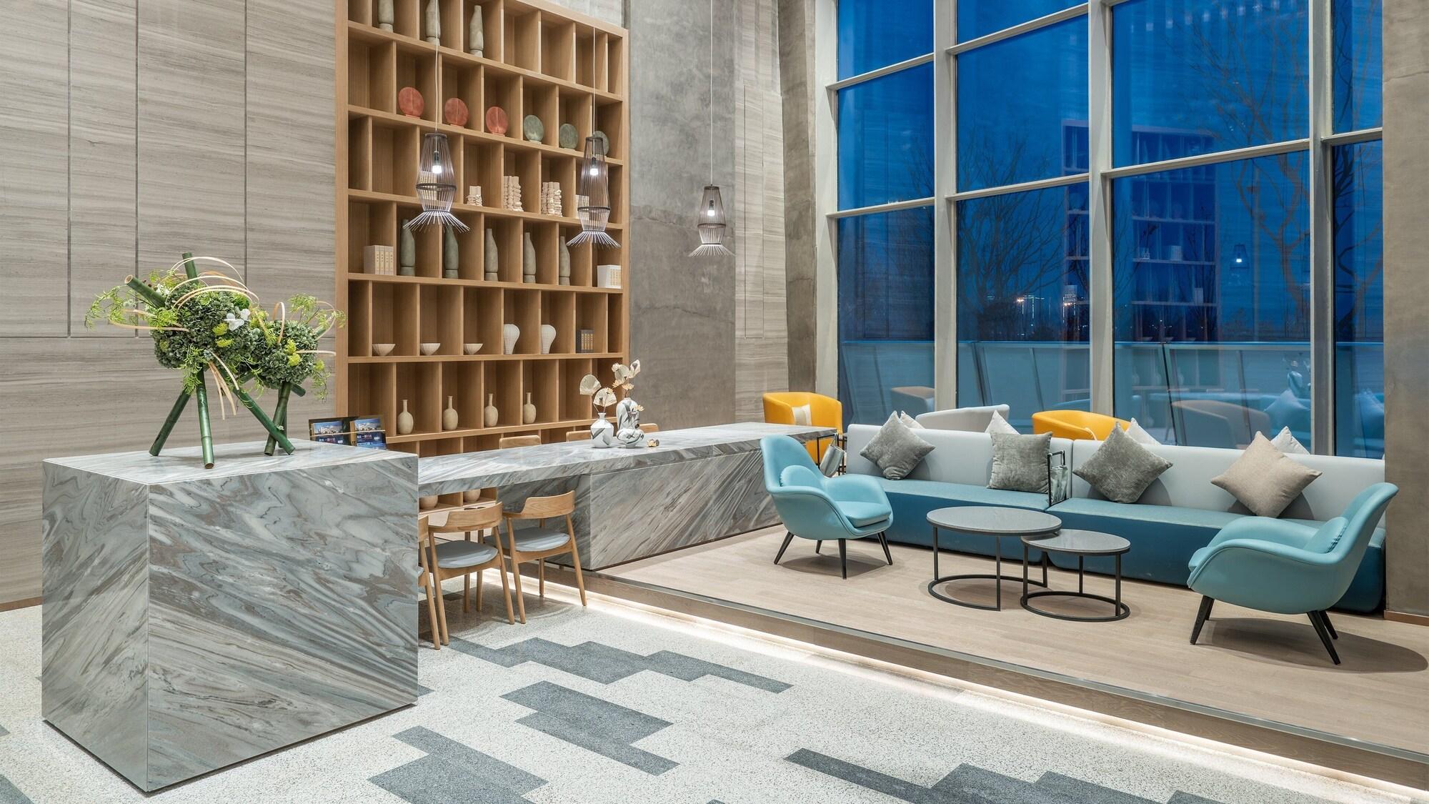 Vista Lobby Holiday Inn Express Jining Cultural Center by IHG