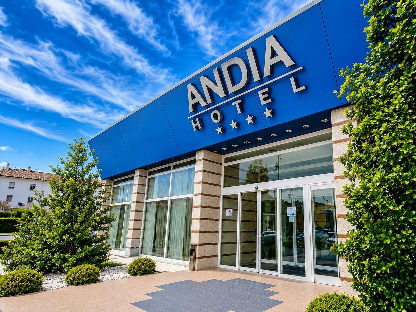 Vista Exterior Hotel Andia