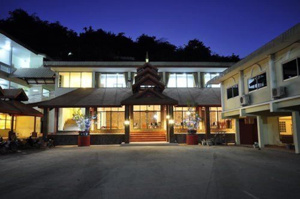 Vista Exterior Piyaporn Hill Paradise