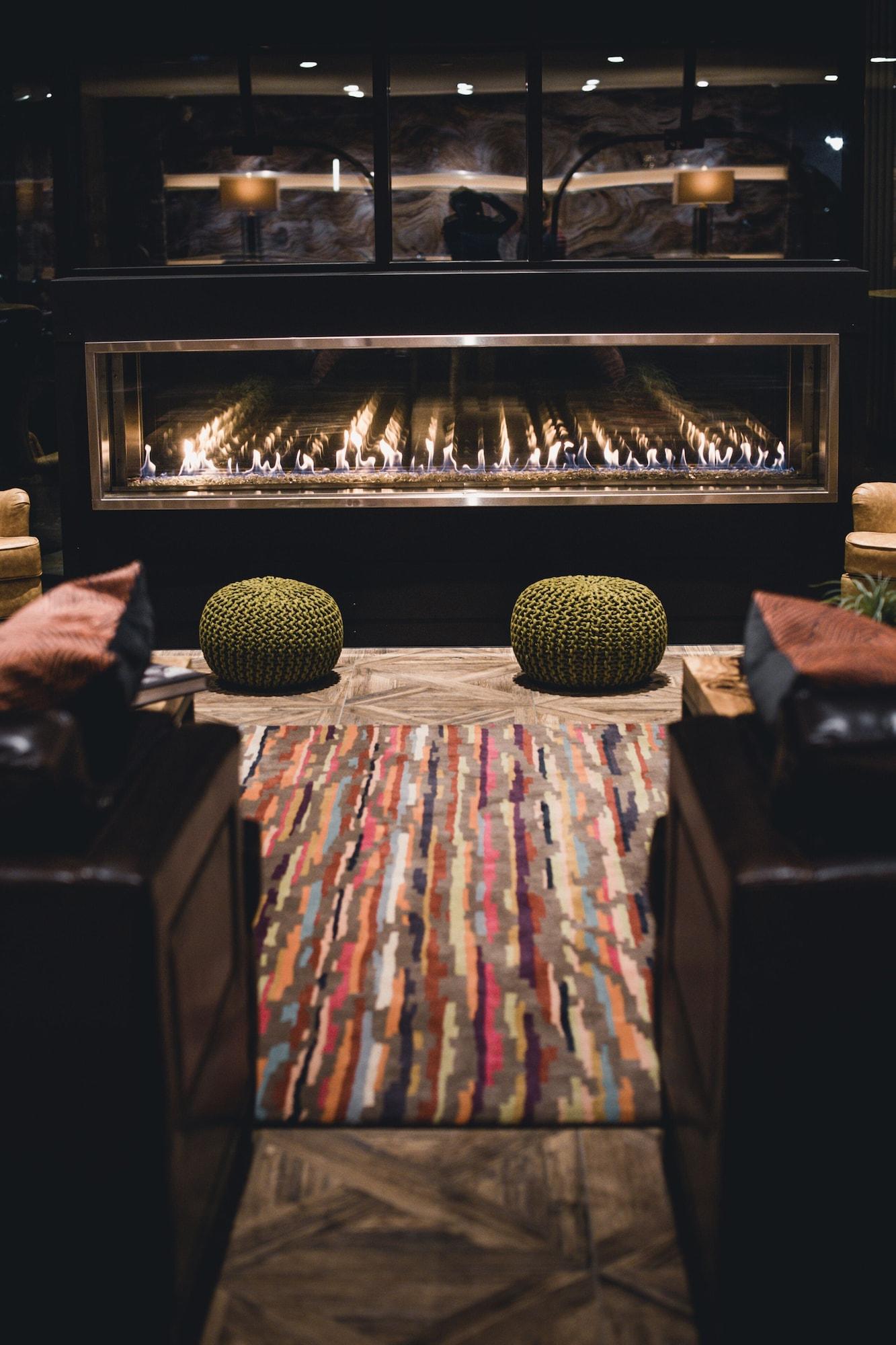 Vista Lobby The Josie Hotel, Autograph Collection
