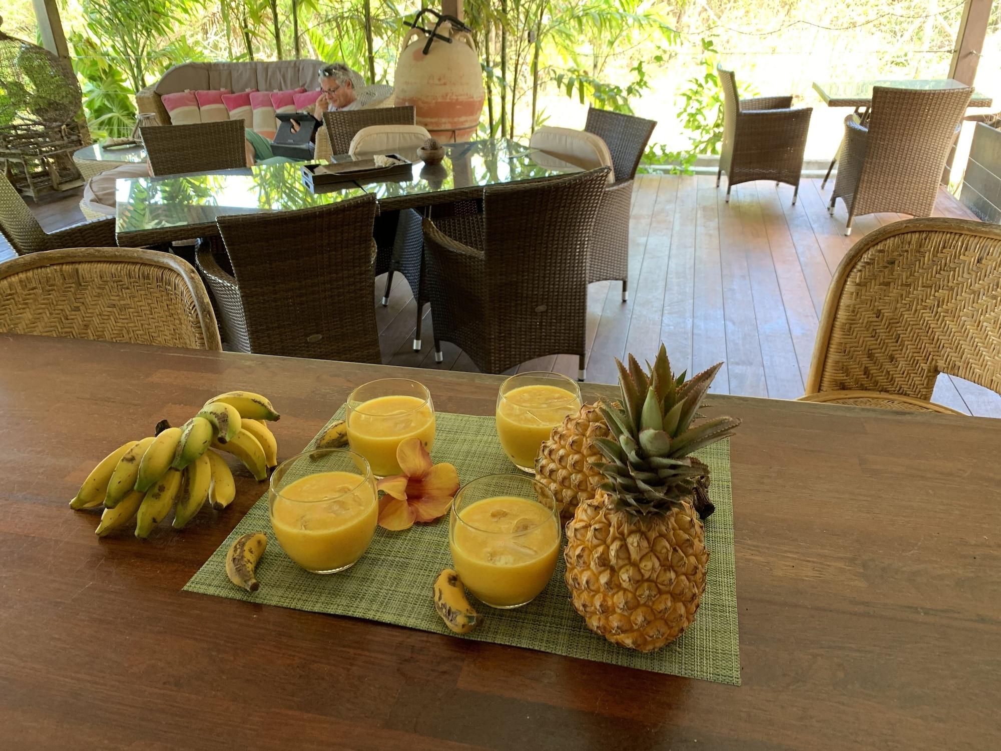 Restaurant Poé Côté Lagon Beach Bungalows