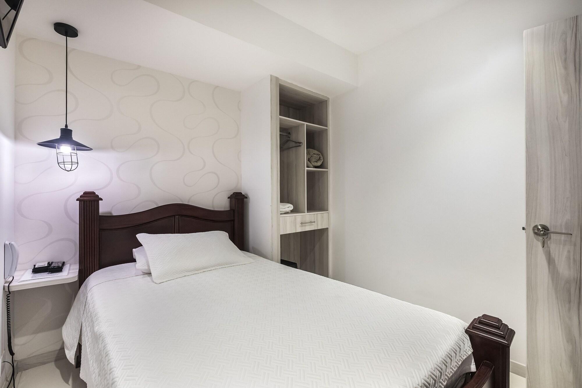 Varios 3H Hotel Av 70